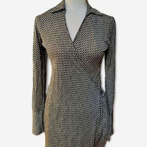 Banana Republic Black and White Patterned Dress